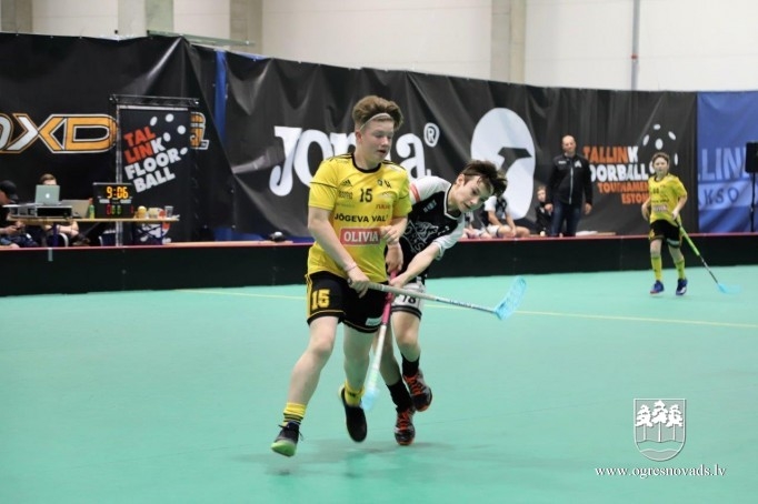 Ogres Vilki triumfē starptautiskās florbola sacensībās Tallinā