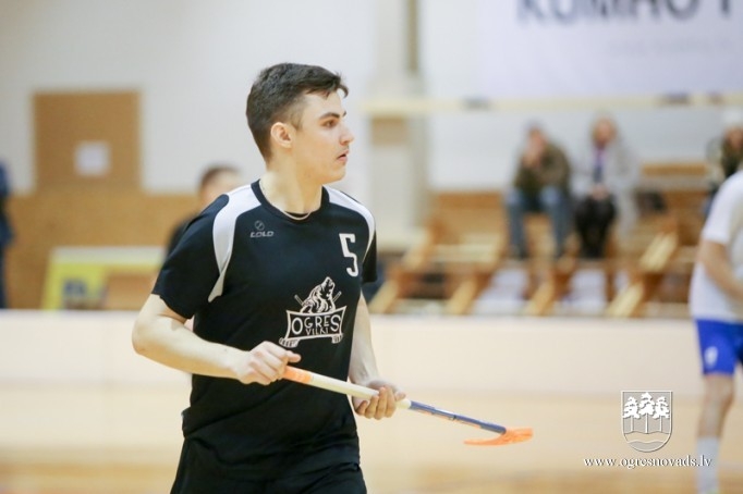 "Ogres Vilku" likteni izšķir tikai viens vārtu guvums