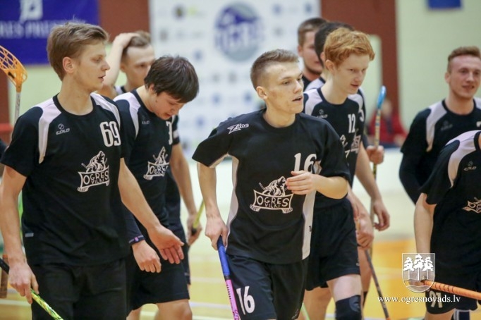 "Ogres Vilku" likteni izšķir tikai viens vārtu guvums