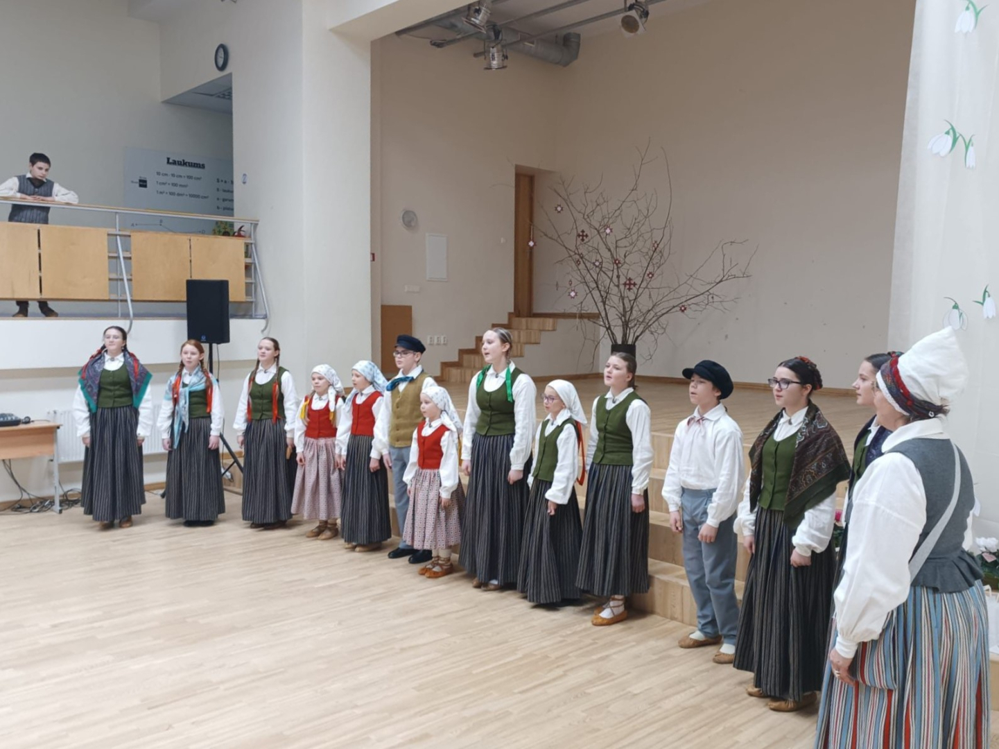 Piedaugavas novada un Vidzemes piejūras folkloras kopu reģionālā sarīkojuma Lielvārdes pamatskolā