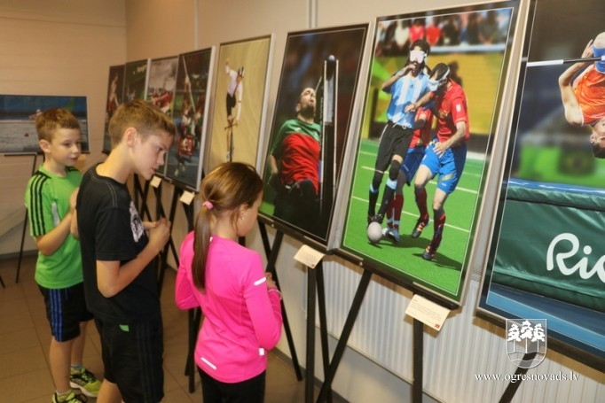 Sporta centrā atklāta fotoizstāde “Tu esi. Tu vari. Rio”