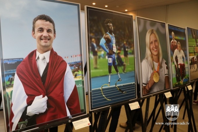Sporta centrā atklāta fotoizstāde “Tu esi. Tu vari. Rio”