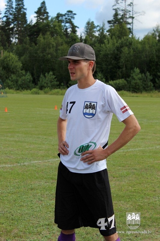 Ogres Frisbija kluba komandai trešais Latvijas vicečempiones tituls