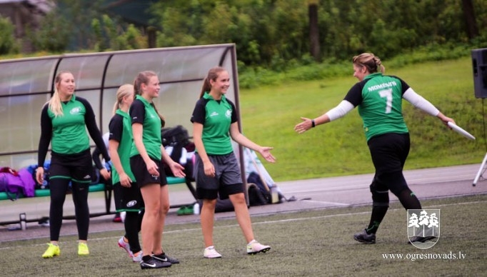 Ogres frisbijistiem sudrabs un bronza Latvijas čempionāta