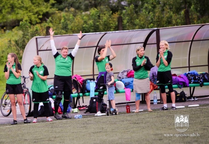 Ogres frisbijistiem sudrabs un bronza Latvijas čempionāta