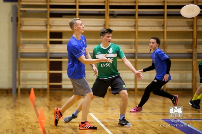 Ogres 1. vidusskolas frisbijistiem – Latvijas čempionāta bronza