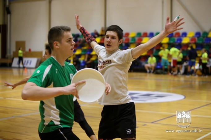 Ogres 1. vidusskolas frisbijistiem – Latvijas čempionāta bronza