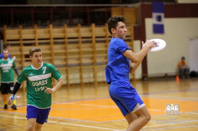 Ogres 1. vidusskolas frisbijistiem – Latvijas čempionāta bronza