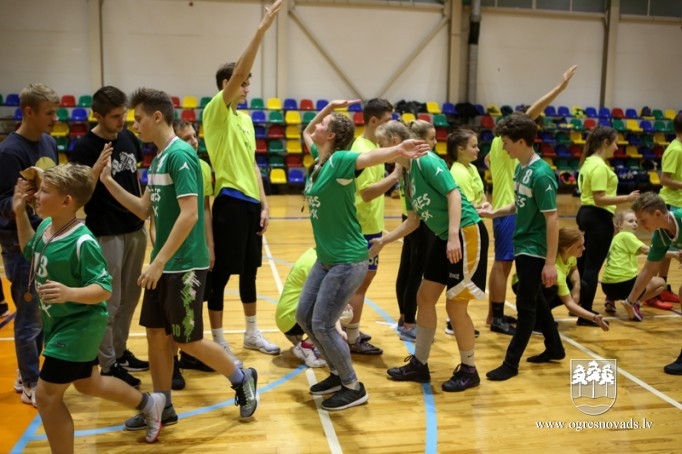 Ogres 1. vidusskolas frisbijistiem – Latvijas čempionāta bronza