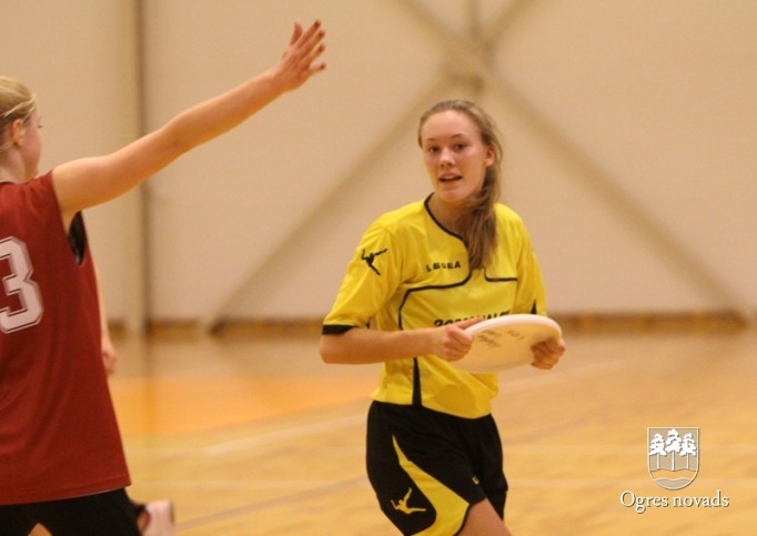 Mūsu frisbijistiem trīs godalgotas vietas Skolēnu spartakiādē