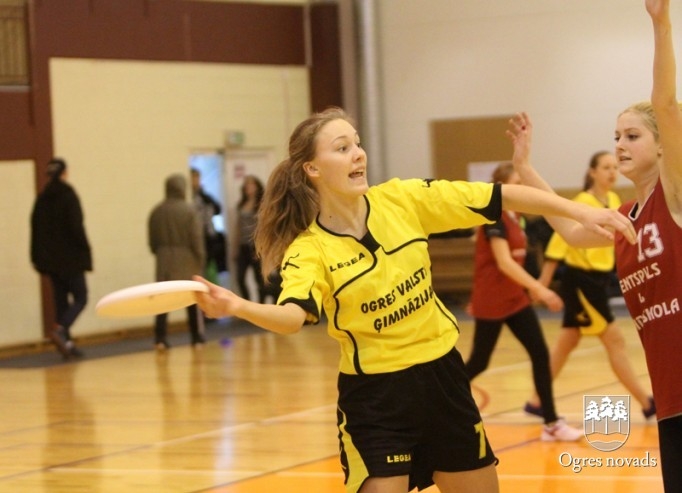 Mūsu frisbijistiem trīs godalgotas vietas Skolēnu spartakiādē
