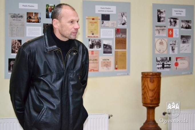 Publiskās slidotavas atklāšana