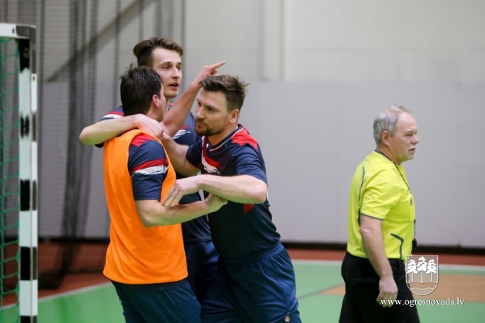 Ogresgala “OCSK” kā pirmā iegūst ceļojošo Rubīna kausu