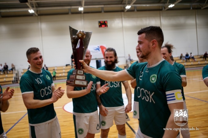 Ogresgala “OCSK” kā pirmā iegūst ceļojošo Rubīna kausu
