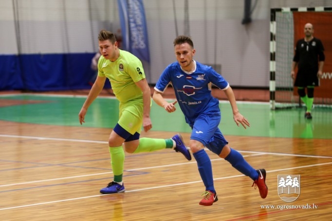 "Ogres NSC" ar godu izstājas no cīņas par Kausu