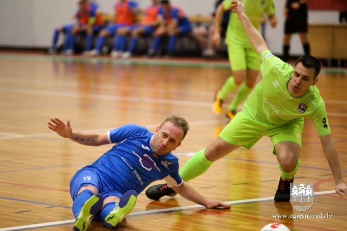 "Ogres NSC" ar godu izstājas no cīņas par Kausu