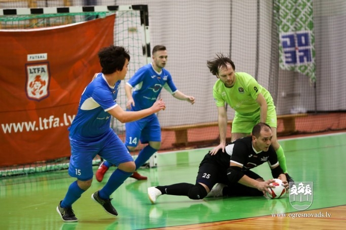 "Ogres NSC" ar godu izstājas no cīņas par Kausu