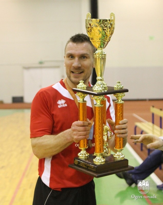 "Ogres Prestižs" izcīna "Osports.lv" kausu