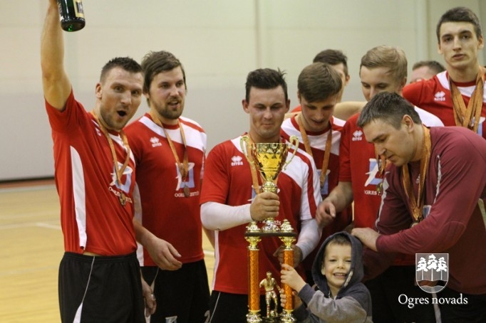 "Ogres Prestižs" izcīna "Osports.lv" kausu