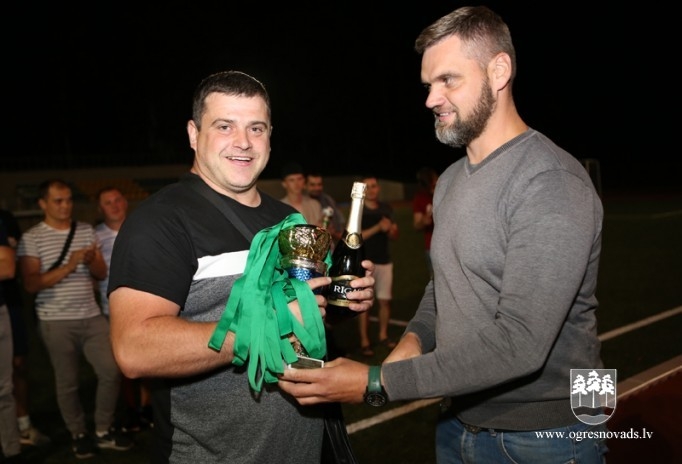 Futbola čempionāta laureātes – “OCSK”, “Deppo” un “Streka”