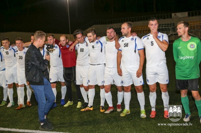 Ogres čempionāta laureātes – “Streka”, “Dinamo Ogre” un “Techniba”
