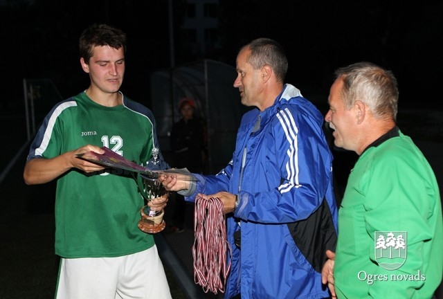 "OSC/FK33" futbolisti – Ogres novada čempioni