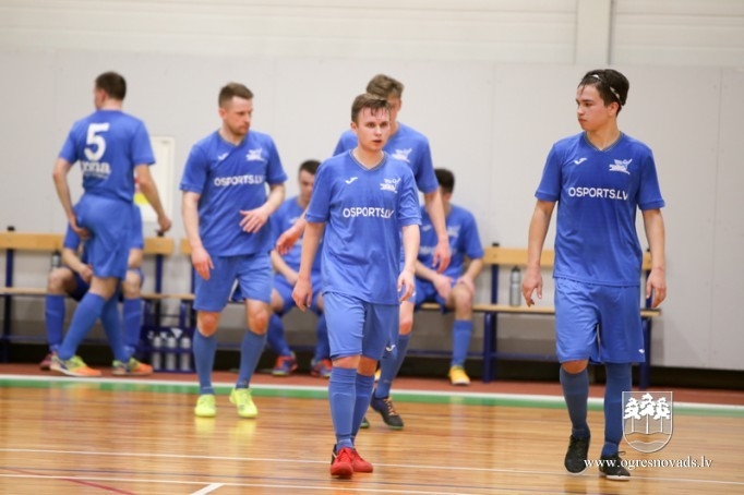 "Osports" kausu pēcspēles sitienu trillerī izcīna "NPT"