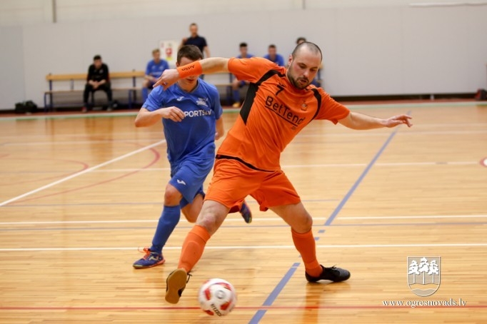 "Osports" kausu pēcspēles sitienu trillerī izcīna "NPT"