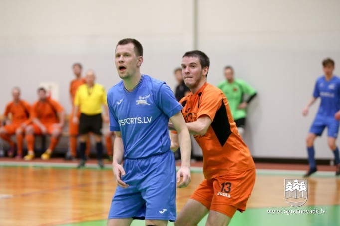 "Osports" kausu pēcspēles sitienu trillerī izcīna "NPT"