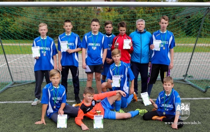 Labākie jaunie futbolisti - Ogres skolās