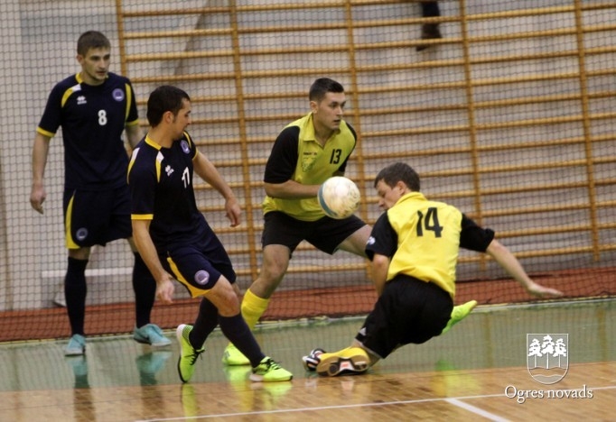"FK Ogre/Cerber 02" uzņems vicečempionus