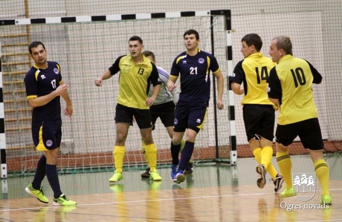 "FK Ogre/Cerber 02" uzņems vicečempionus