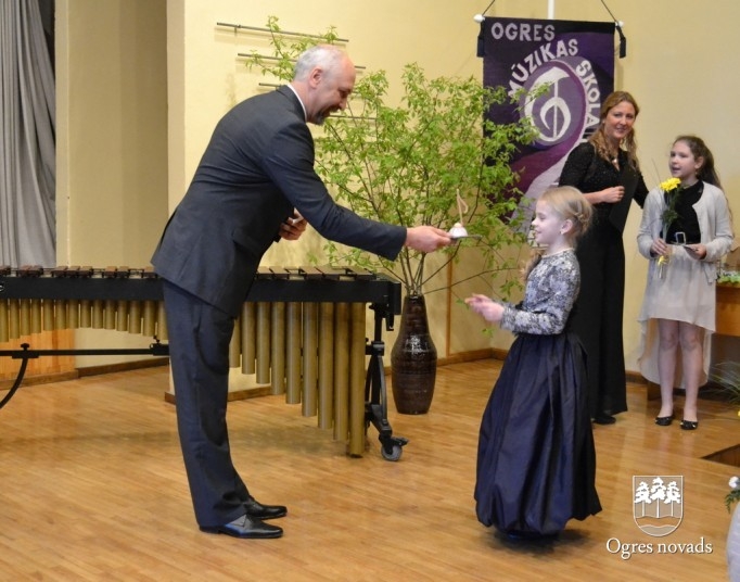 Ogres Mūzikas skolas "Gada balva 2015"