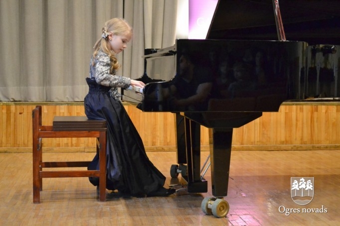 Ogres Mūzikas skolas "Gada balva 2015"