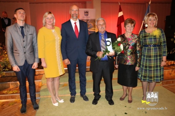Labākie pedagogi saņem balvu “Gada Skolotājs 2016”