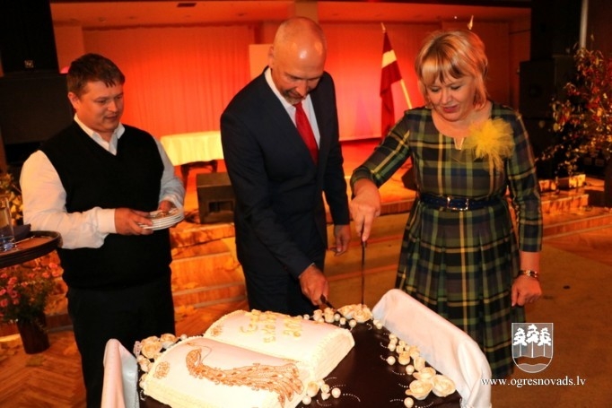 Labākie pedagogi saņem balvu “Gada Skolotājs 2016”