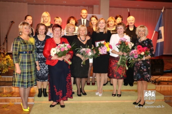 Labākie pedagogi saņem balvu “Gada Skolotājs 2016”