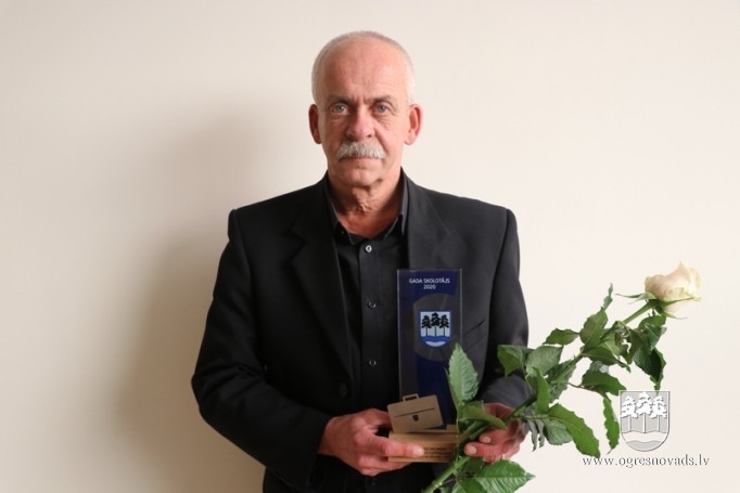 Sveic “Gada skolotājs 2020” titula ieguvējus