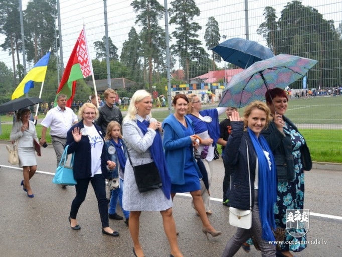 Svētku trešā diena noslēdzas ar gājienu un koncertu