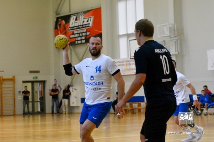 "Ogre/Miandum" izcīna Rīgas čempionāta bronzu