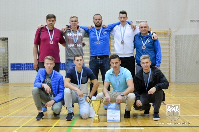 "Ogre/Miandum" izcīna Rīgas čempionāta bronzu