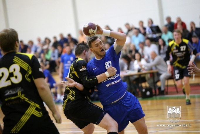 Ogres handbolistiem Latvijas čempionāta bronza