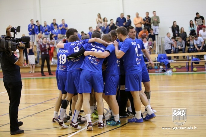 Ogres handbolistiem Latvijas čempionāta bronza