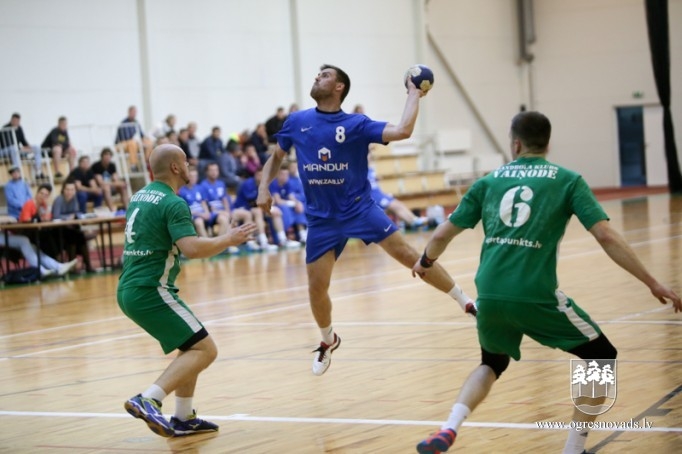Ogres novada handbola izlase kvalificējas Latvijas Olimpiādei