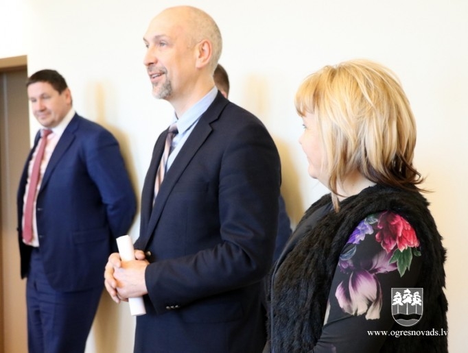 Pašvaldības vadība sveic handolistus