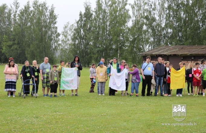 Notiek starptautiska nometne “Iespēja 2019”