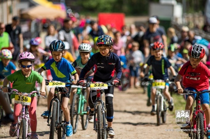 Ikšķiles MTB velobraucienā uzvar Priževoits un Antone