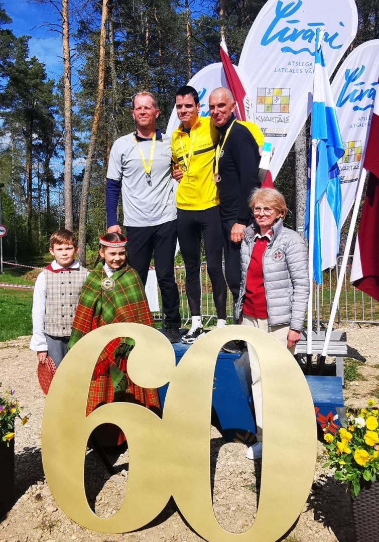 Ogres novada vecmeistariem 17 medaļas Līvānos