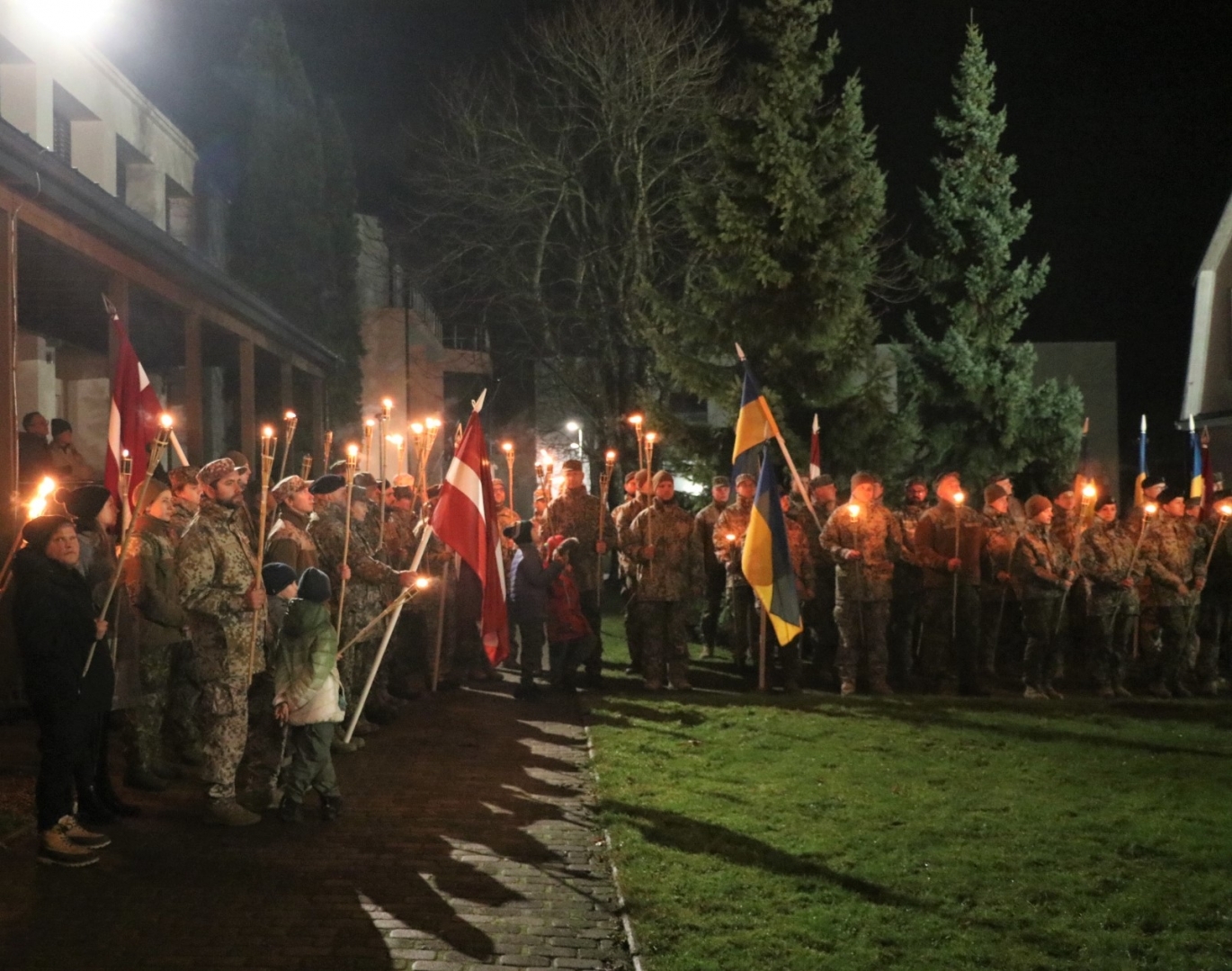 Lāčplēša dienā ogrēnieši godina savas tautas varoņus un Ukrainas aizstāvjus