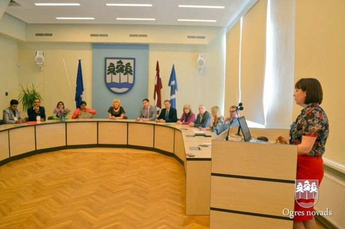 Ogrē viesojas delegācija no Indijas